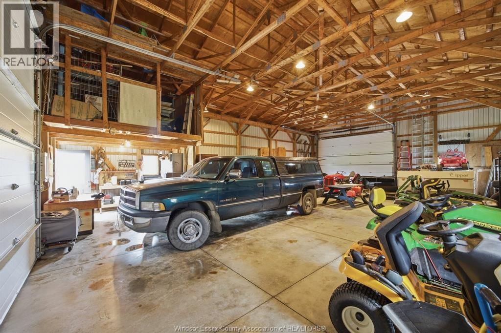 1239 COUNTY RD 11 Image 32