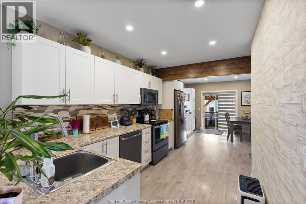 1684 PIERRE AVENUE Image 13