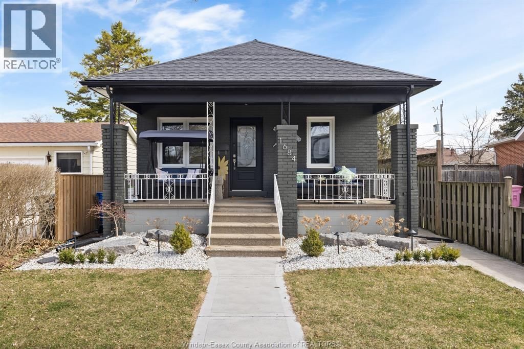 1684 PIERRE AVENUE Image 2