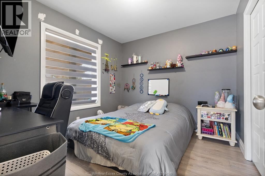 1684 PIERRE AVENUE Image 21