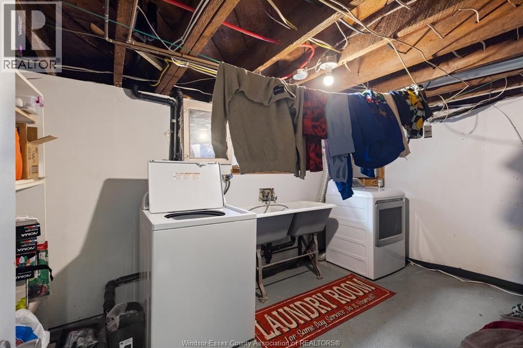 1684 PIERRE AVENUE Image 26