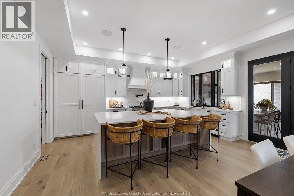 4450 CATERINA CRESCENT Image 12