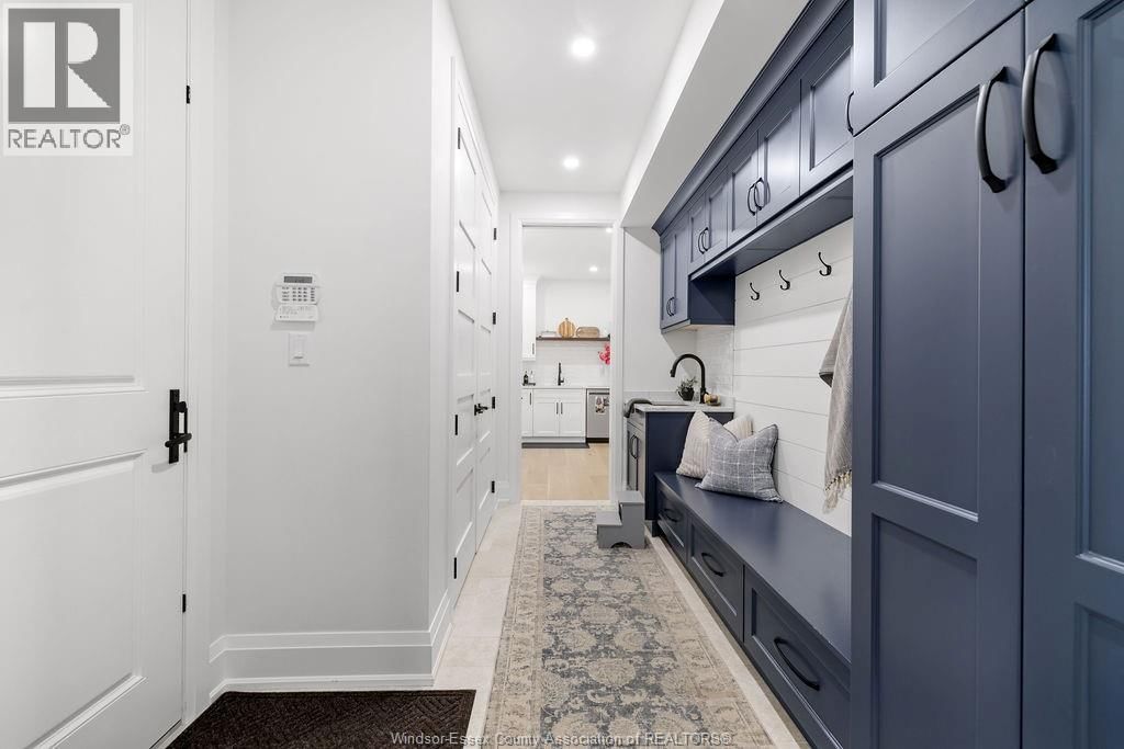 4450 CATERINA CRESCENT Image 16