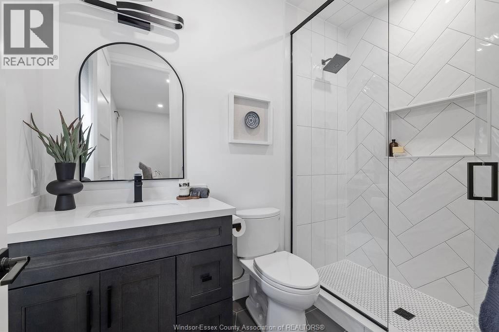 4450 CATERINA CRESCENT Image 28