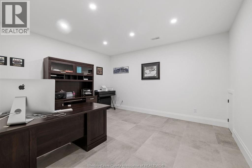 4450 CATERINA CRESCENT Image 36