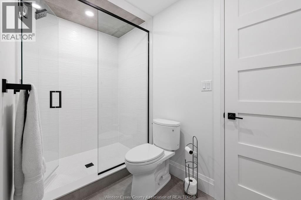 4450 CATERINA CRESCENT Image 37