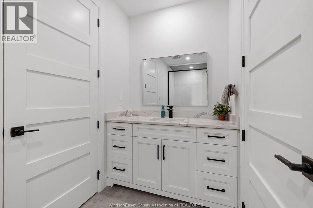 4450 CATERINA CRESCENT Image 38