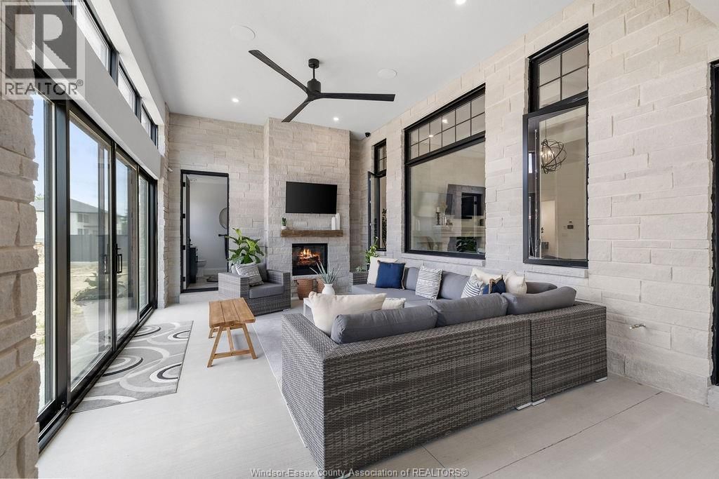 4450 CATERINA CRESCENT Image 41