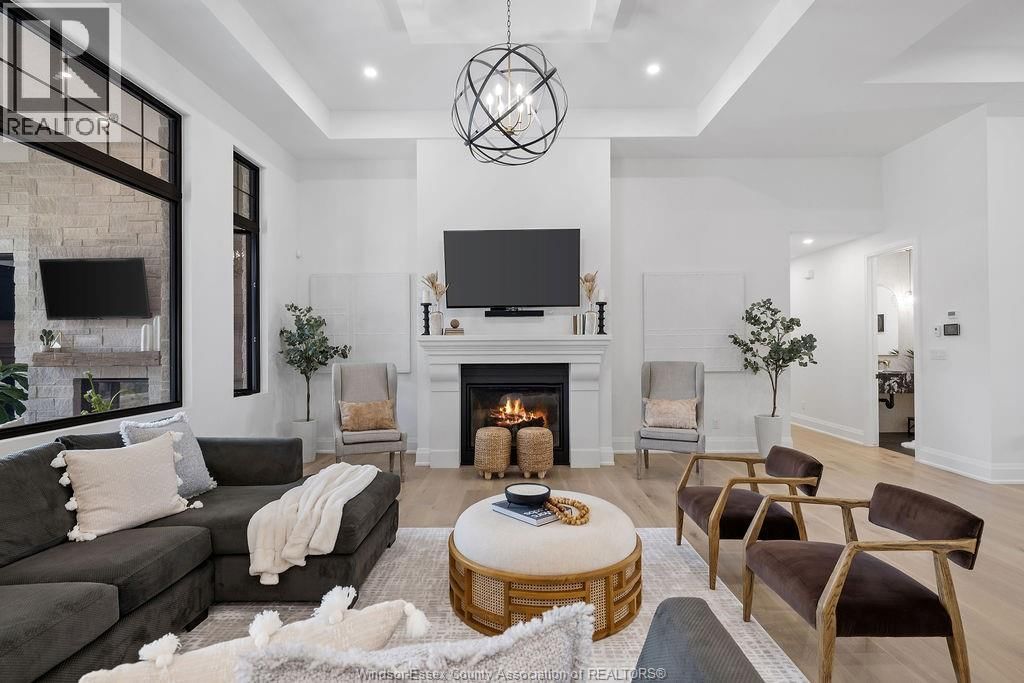 4450 CATERINA CRESCENT Image 9