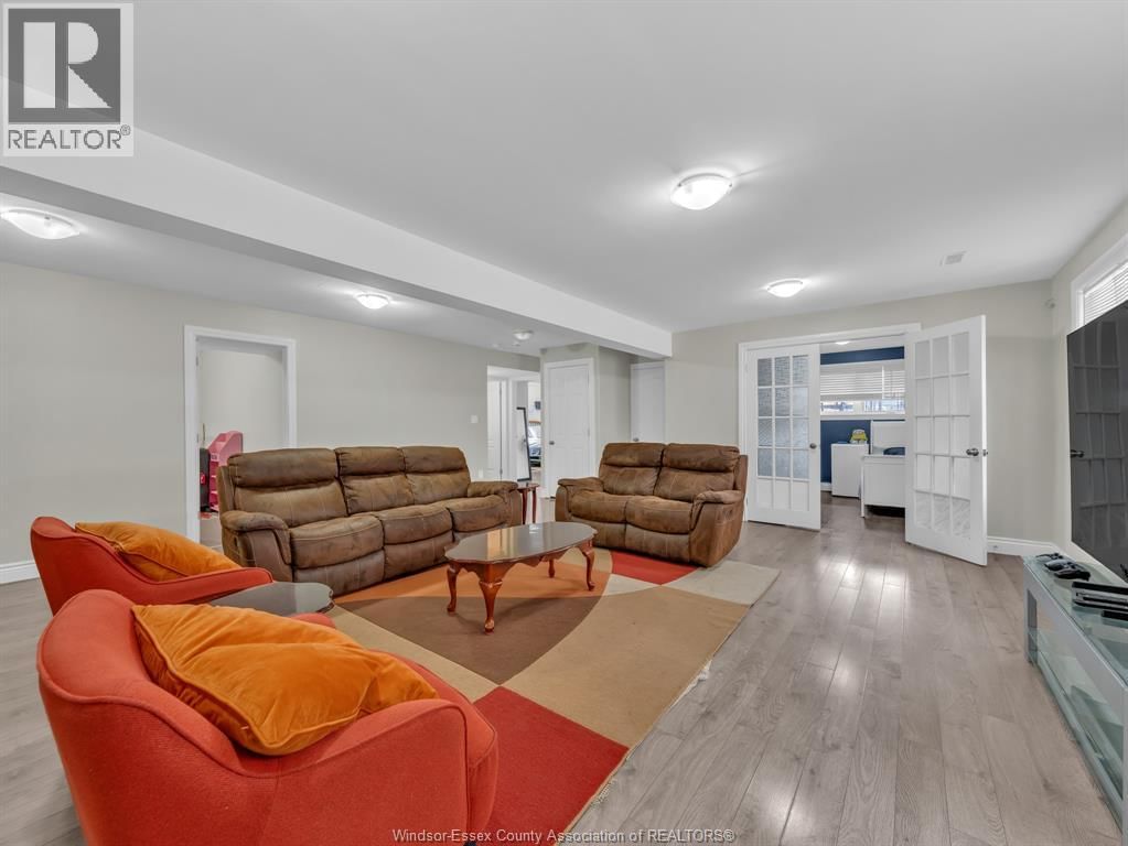 3112 ARPINO AVENUE Image 23