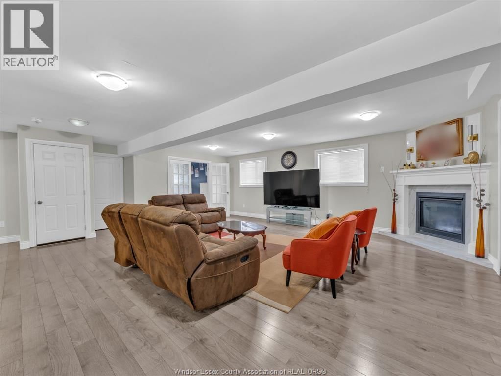 3112 ARPINO AVENUE Image 24