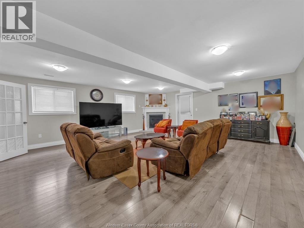 3112 ARPINO AVENUE Image 25