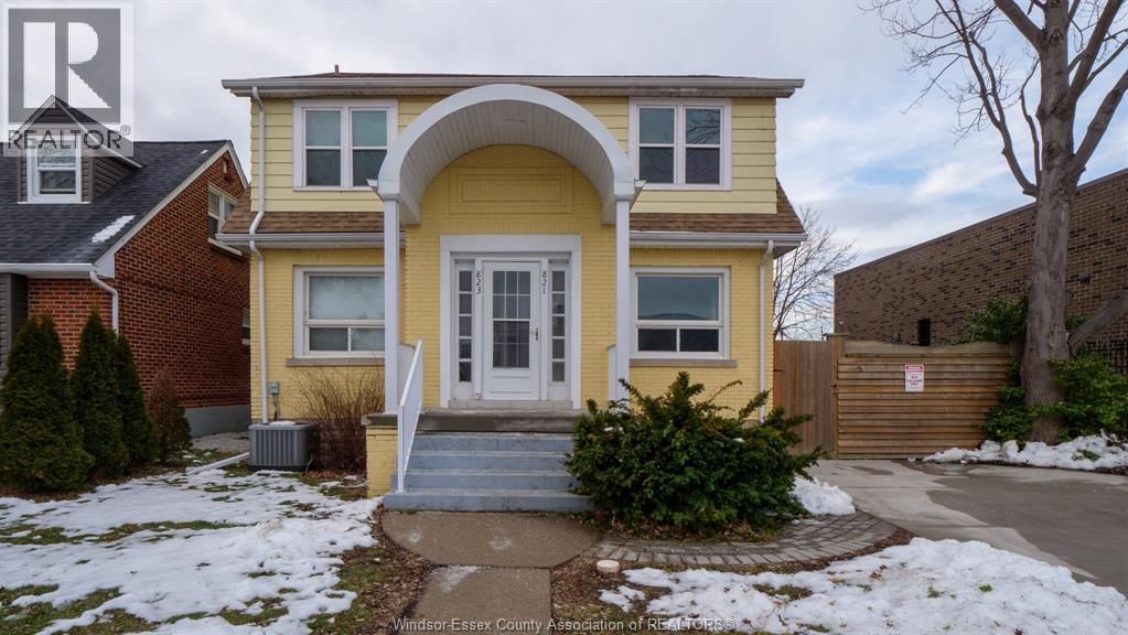 821-823 VILLAIRE Image 2