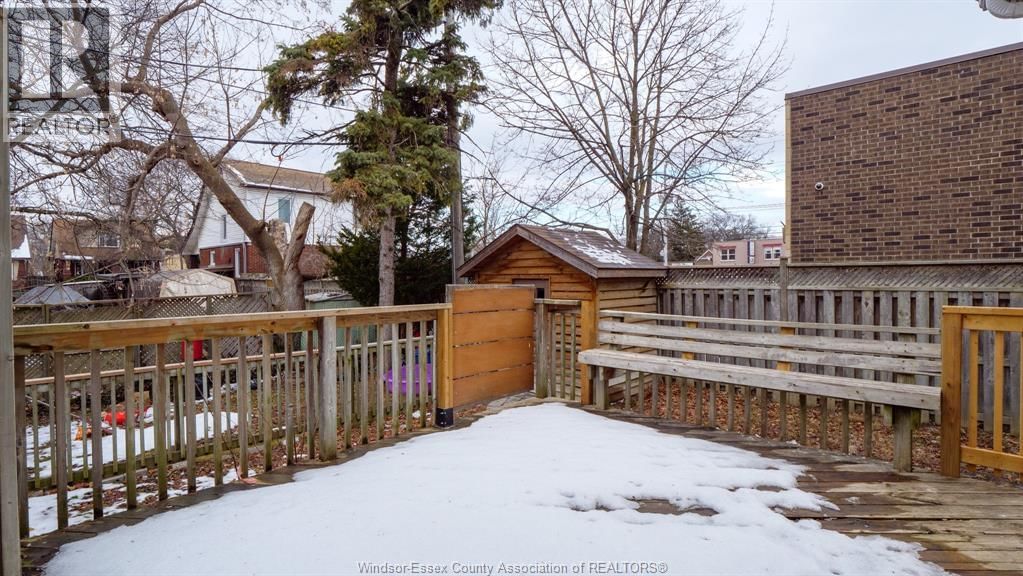 821-823 VILLAIRE Image 22