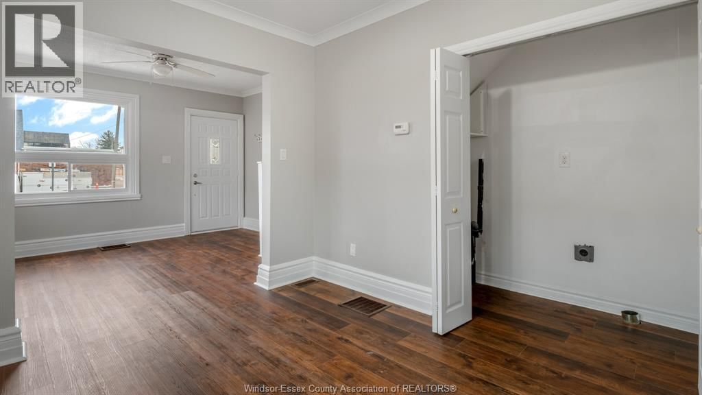 821-823 VILLAIRE Image 8