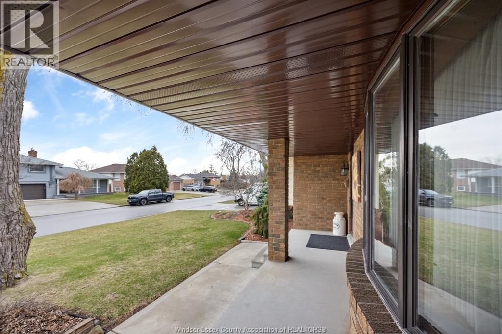 2374 RANDOLPH AVENUE Image 3