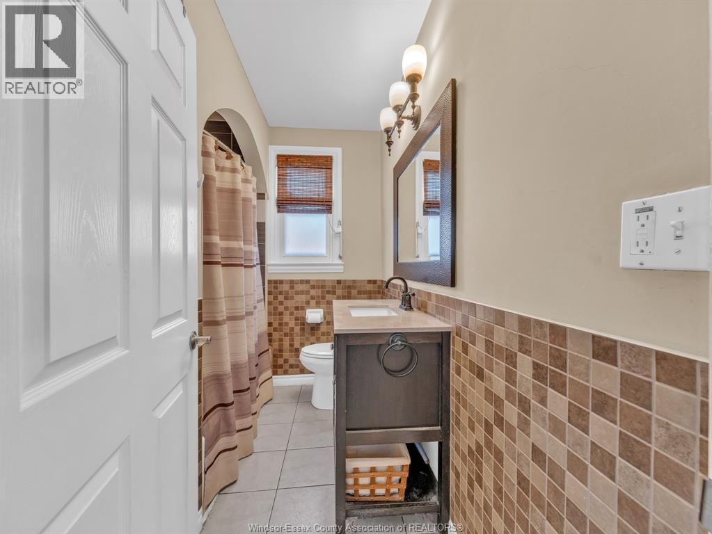 2347 TOURANGEAU ROAD Image 10