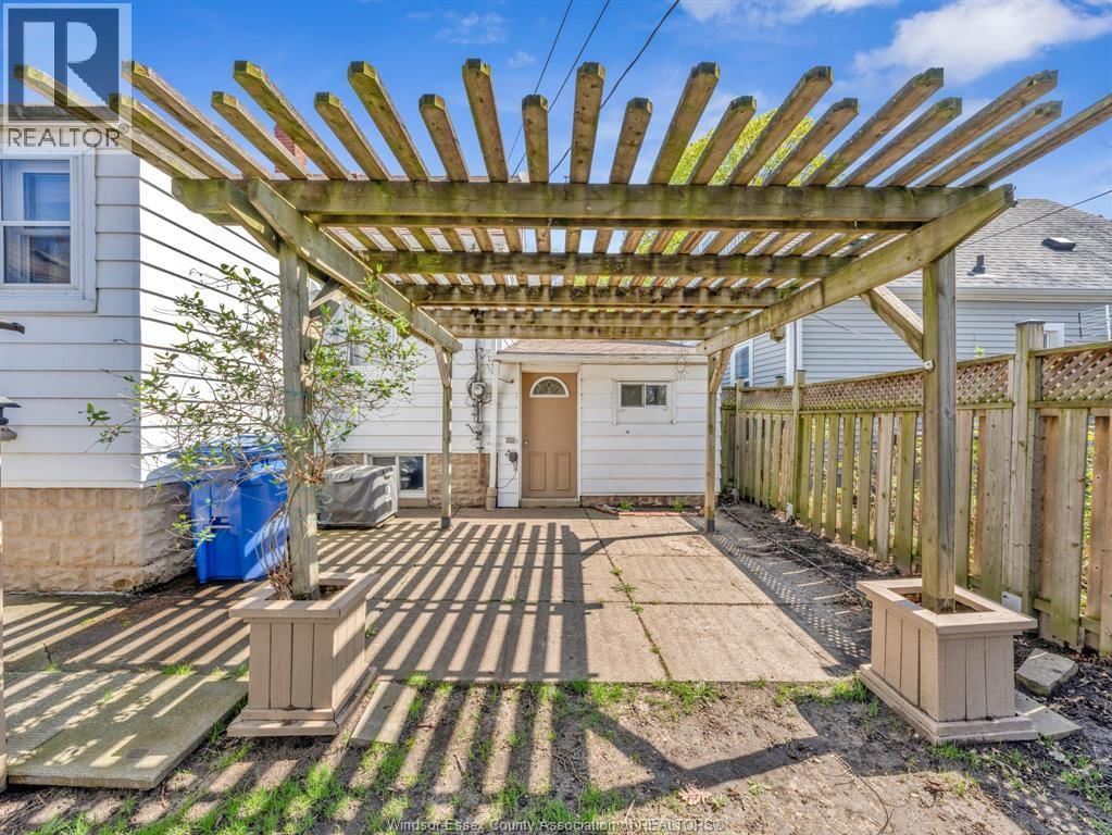 2347 TOURANGEAU ROAD Image 33