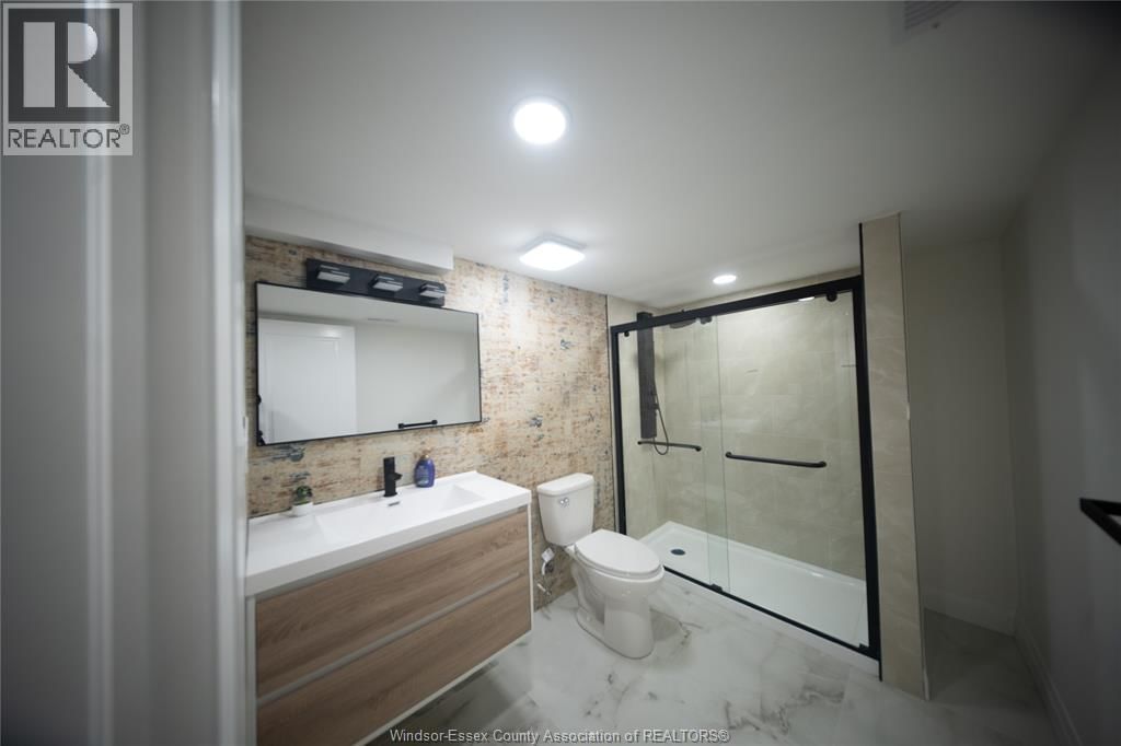 9691 AVERY LANE Image 19