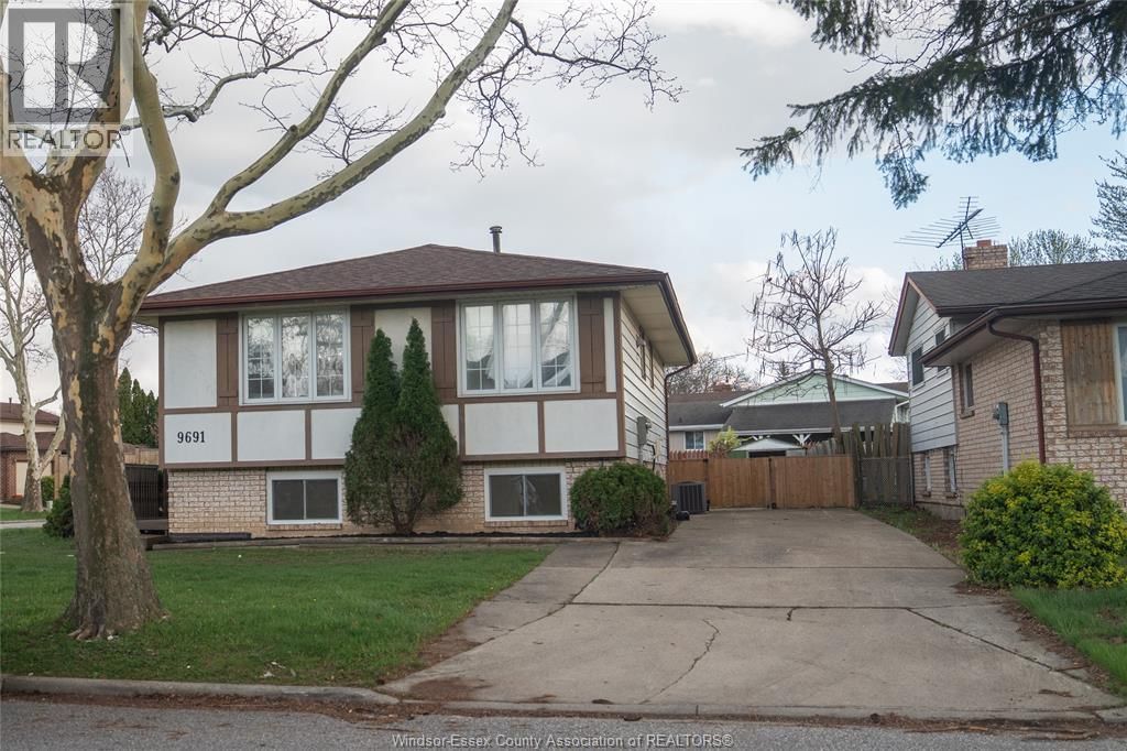 9691 AVERY LANE Image 2