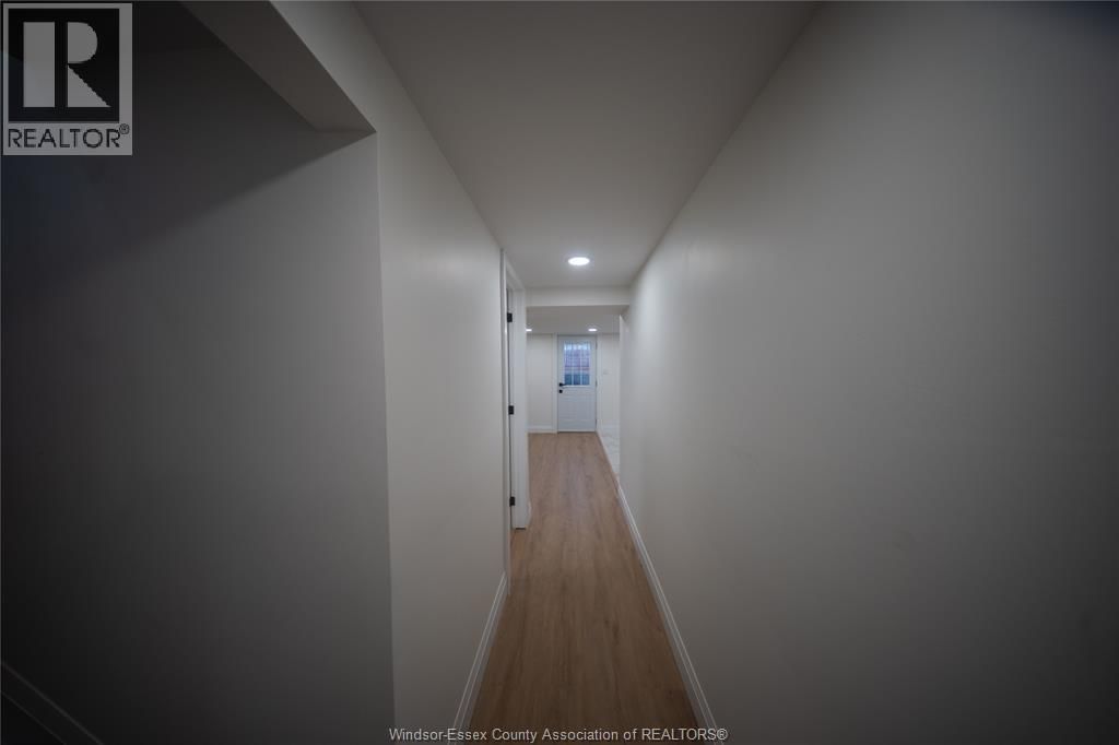 9691 AVERY LANE Image 20