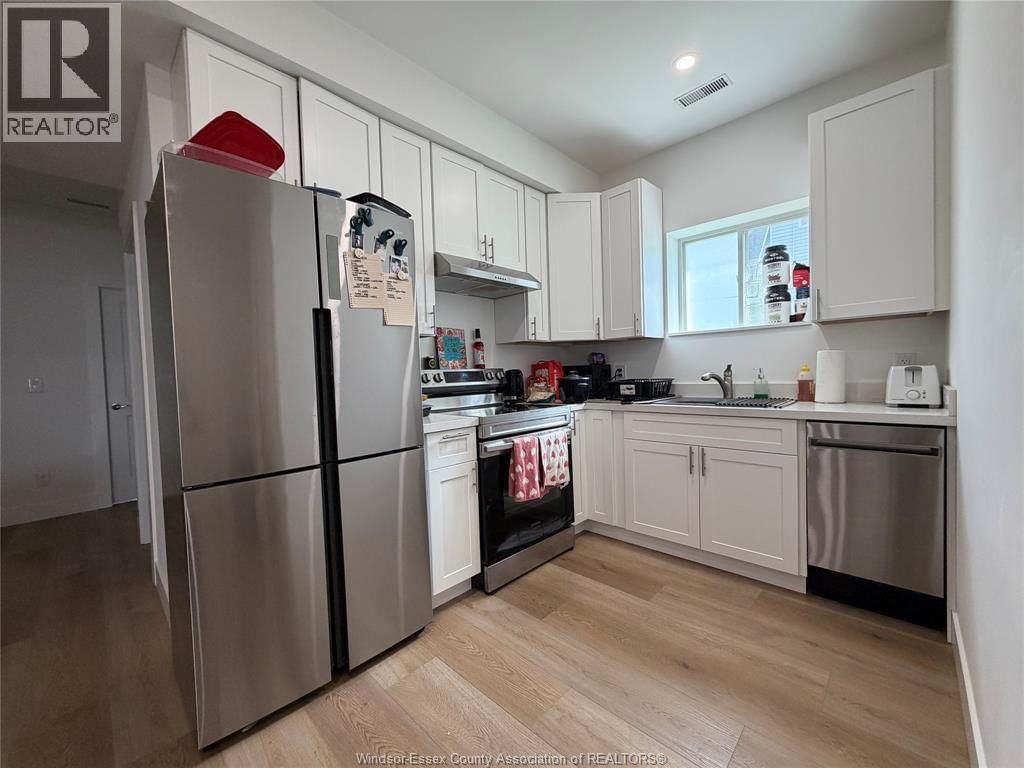 788 BRIDGE AVENUE Image 15