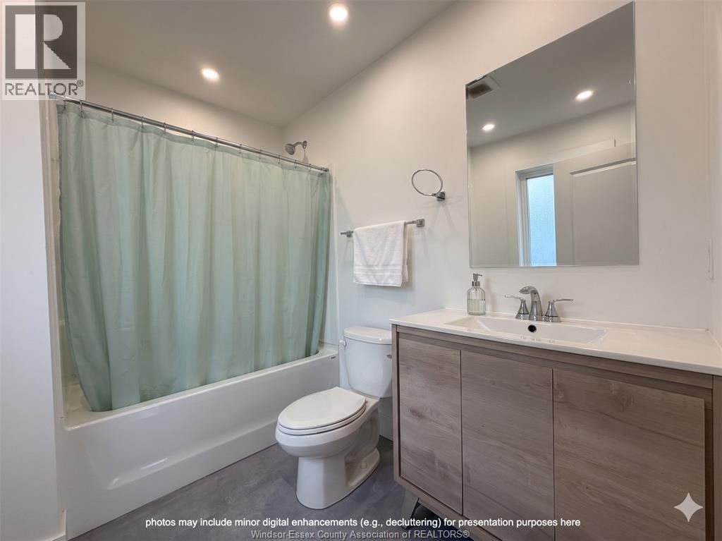 788 BRIDGE AVENUE Image 17