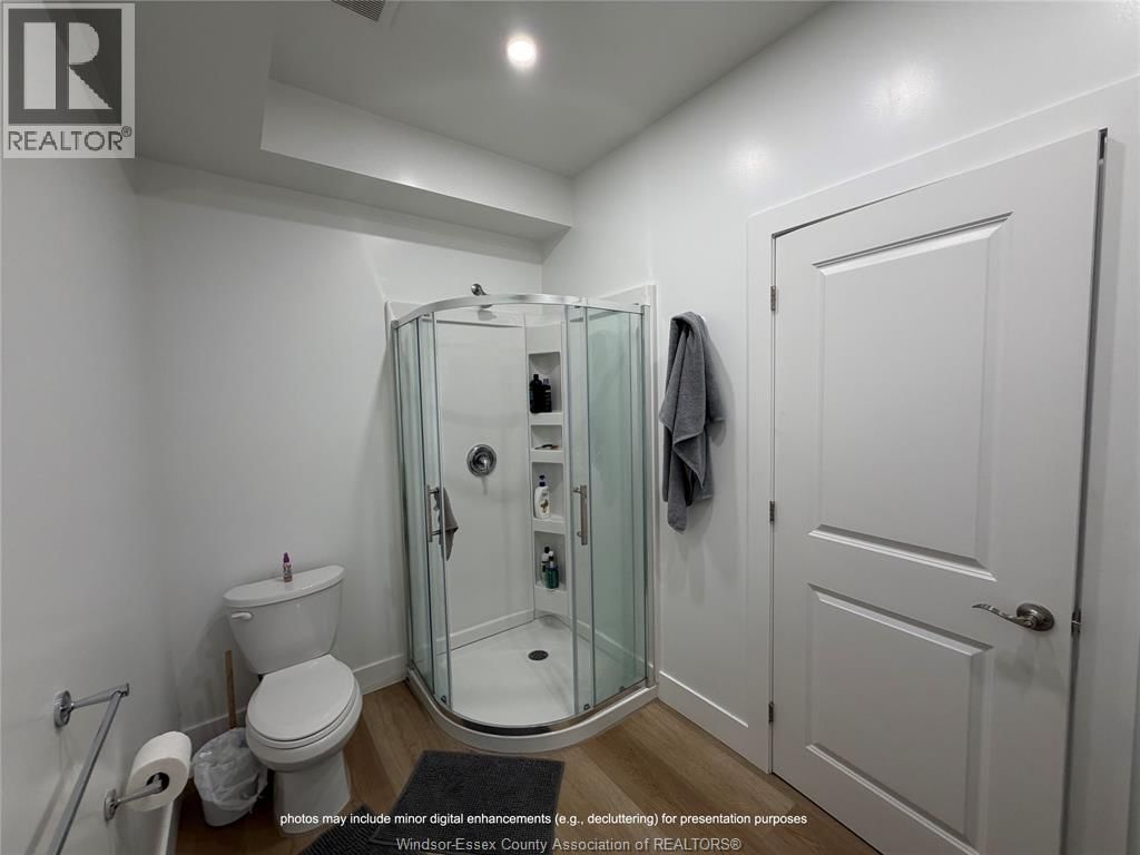 788 BRIDGE AVENUE Image 23