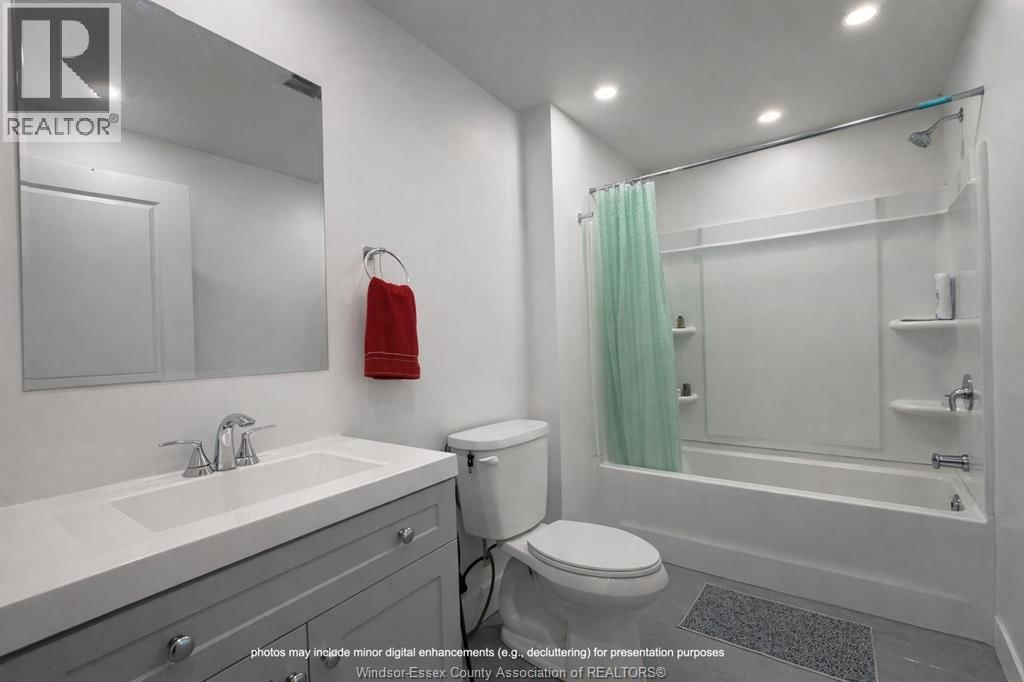 788 BRIDGE AVENUE Image 6