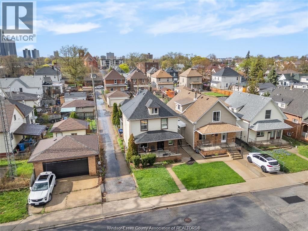 836 ELLIOTT Image 17