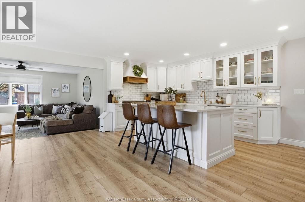 12311 VICKERY LANE Image 2