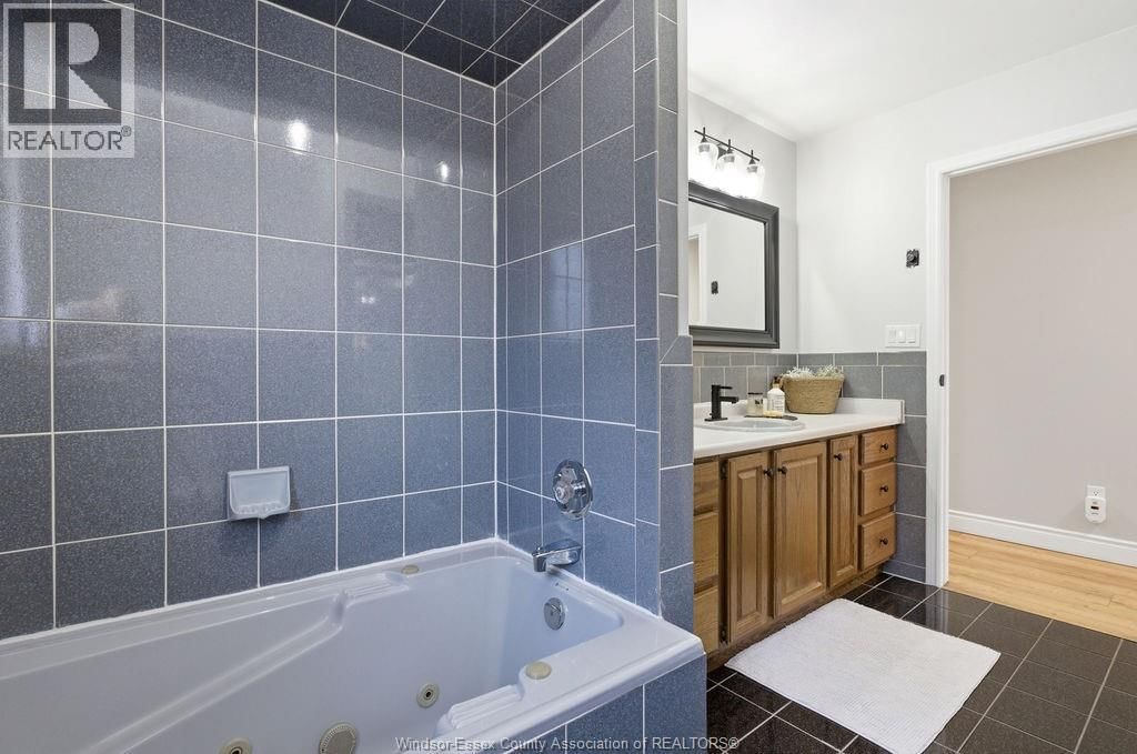 12311 VICKERY LANE Image 27