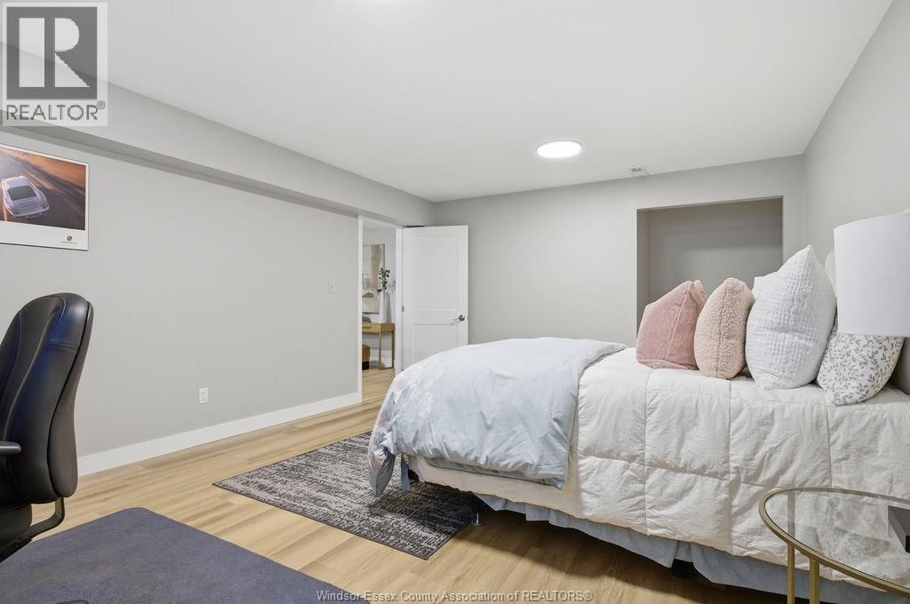 12311 VICKERY LANE Image 35