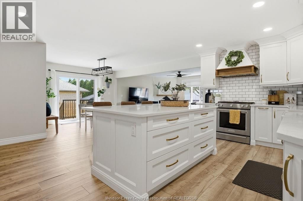 12311 VICKERY LANE Image 6