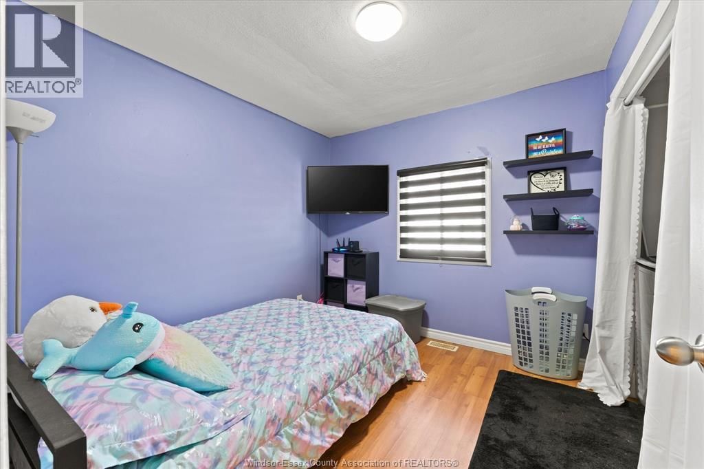 10 HAWTHORNE Image 22