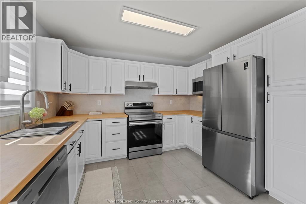 430 WOODRIDGE DRIVE Image 15