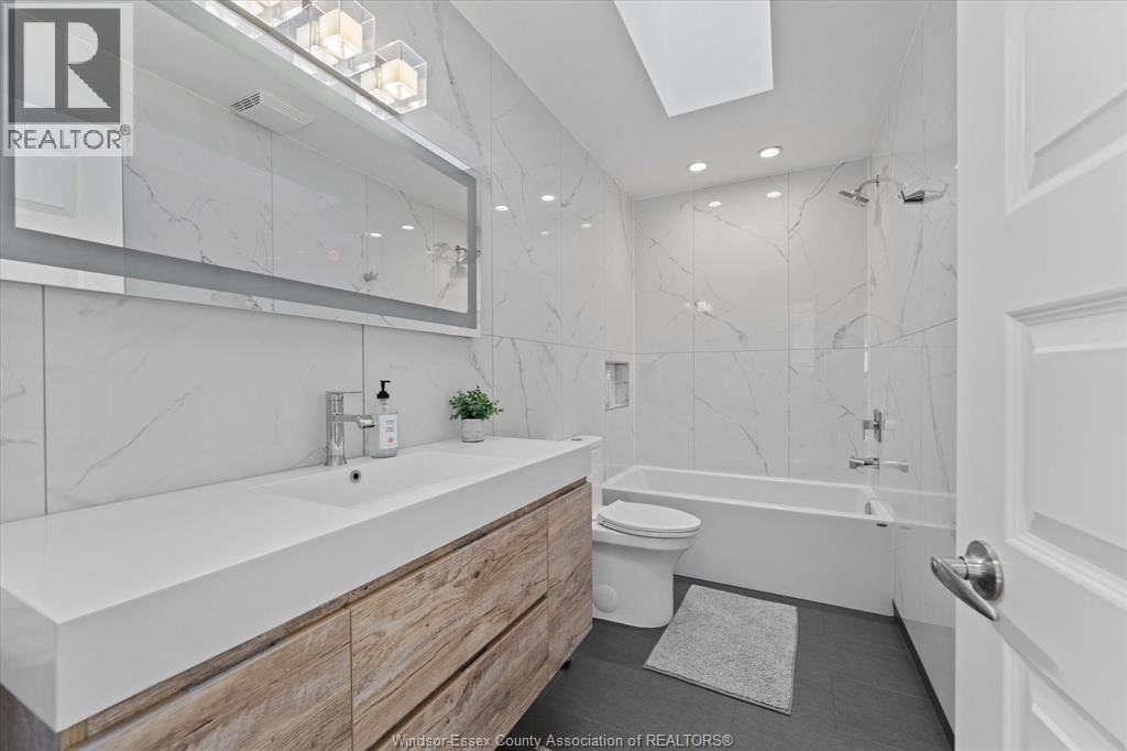 430 WOODRIDGE DRIVE Image 22