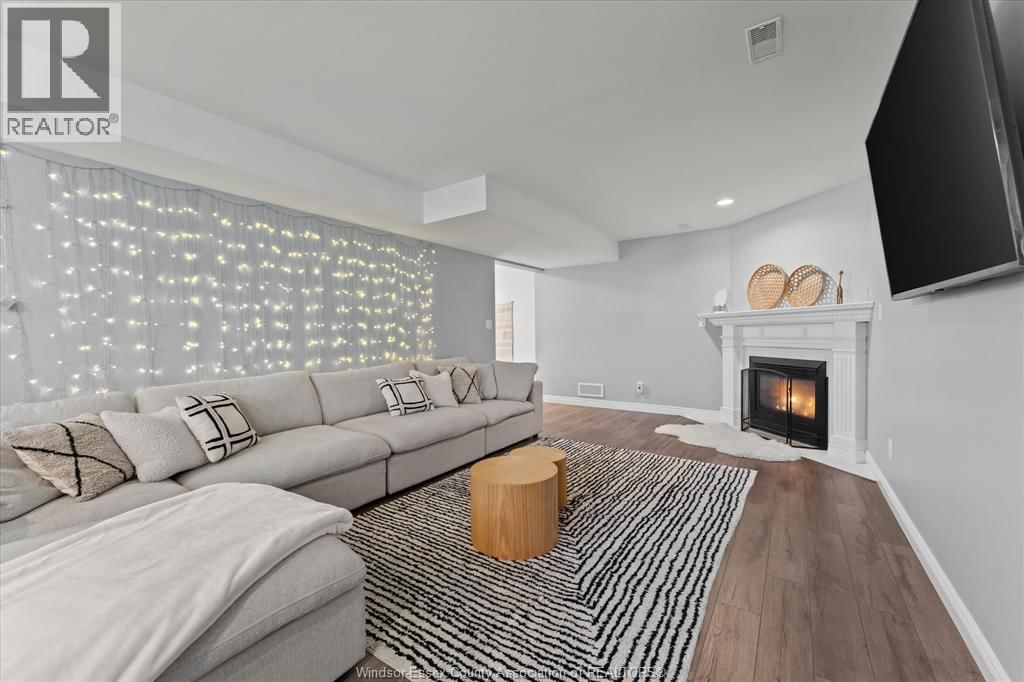 430 WOODRIDGE DRIVE Image 25