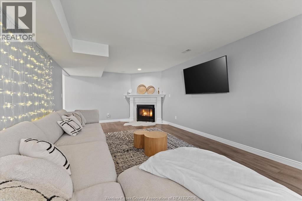 430 WOODRIDGE DRIVE Image 26