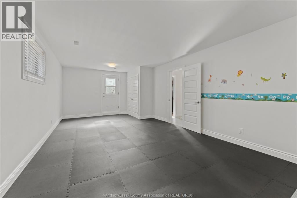 430 WOODRIDGE DRIVE Image 30