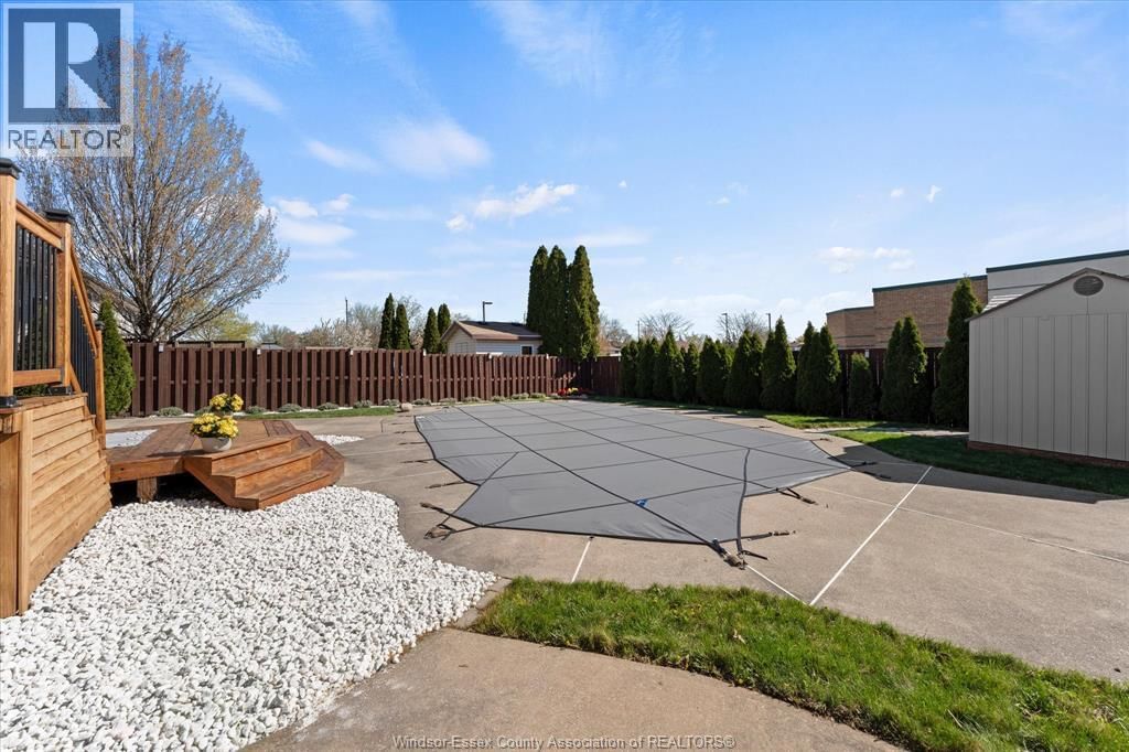 430 WOODRIDGE DRIVE Image 37