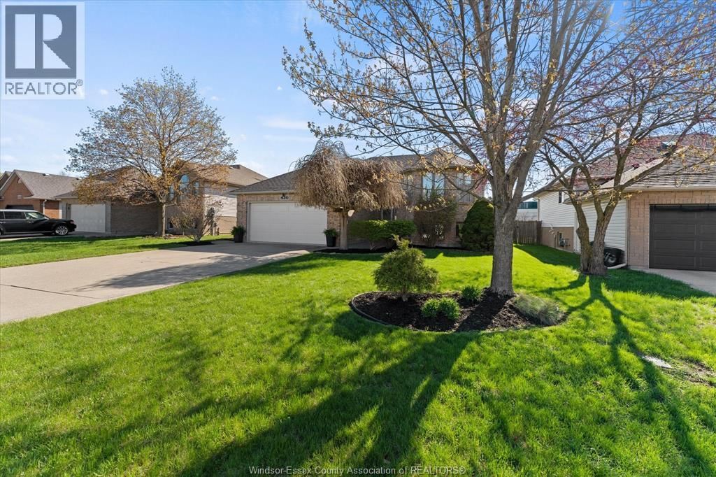 430 WOODRIDGE DRIVE Image 4