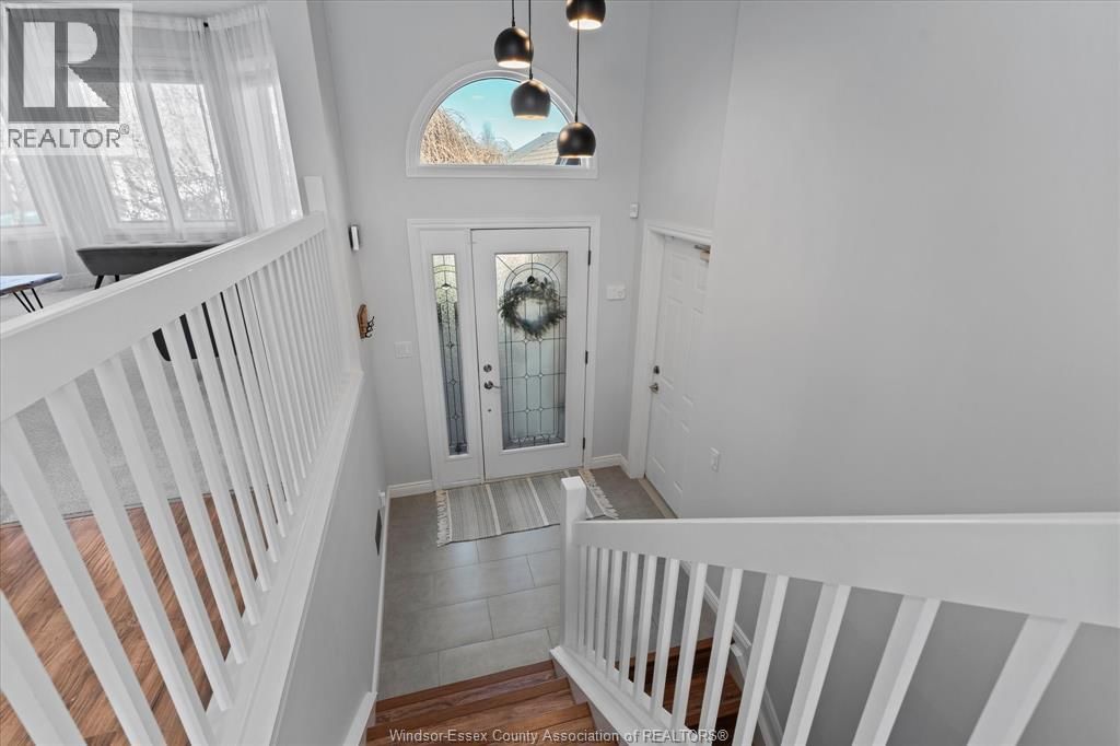 430 WOODRIDGE DRIVE Image 6