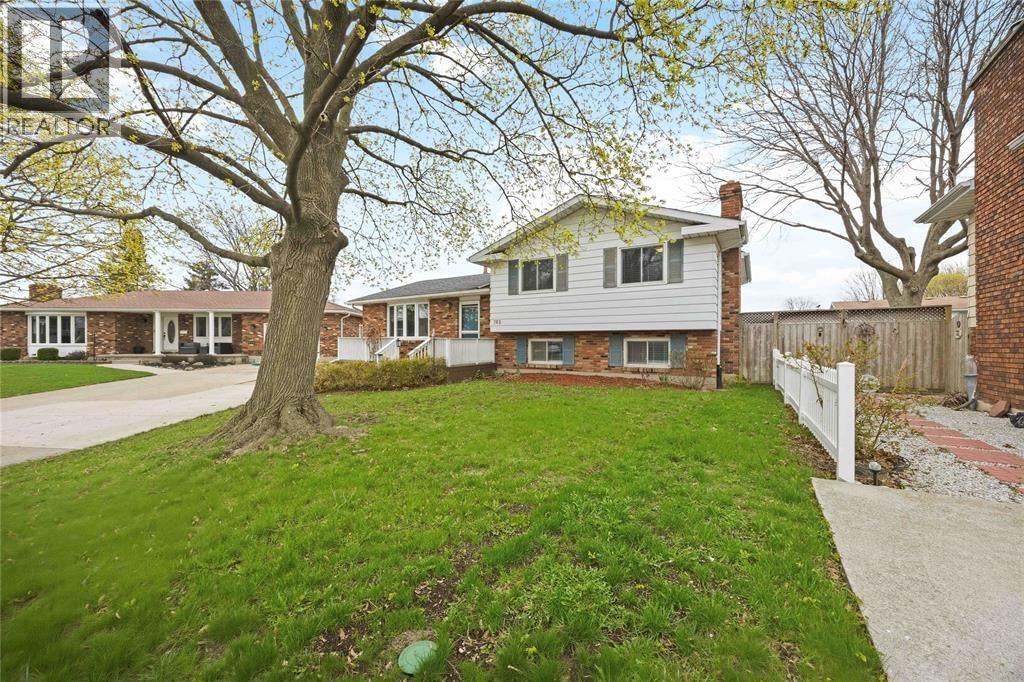 702 FROST COURT Image 2