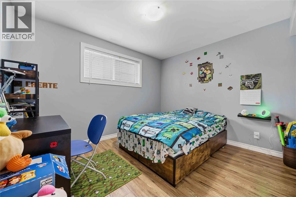 702 FROST COURT Image 22