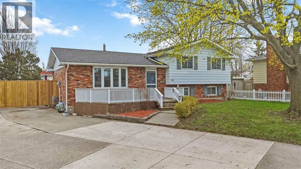 702 FROST COURT Image 33