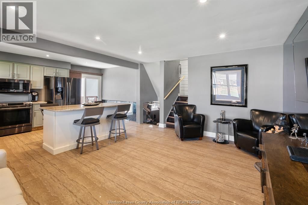 2707 ALEXIS ROAD Image 11