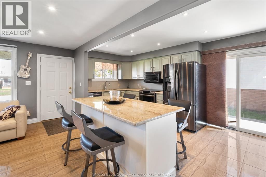 2707 ALEXIS ROAD Image 13