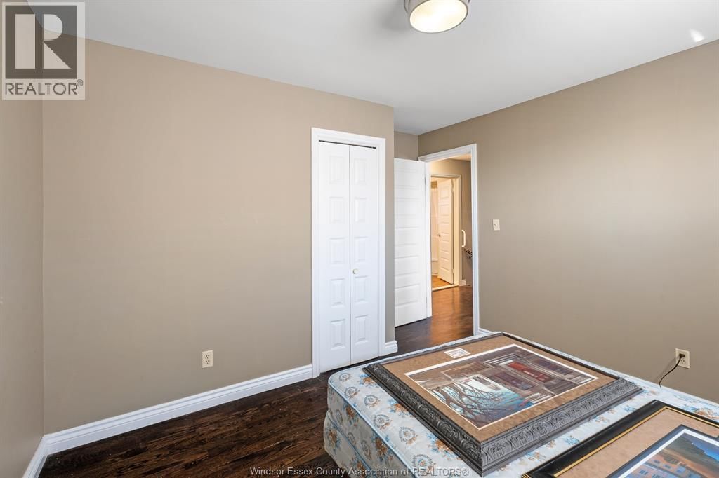 2707 ALEXIS ROAD Image 19