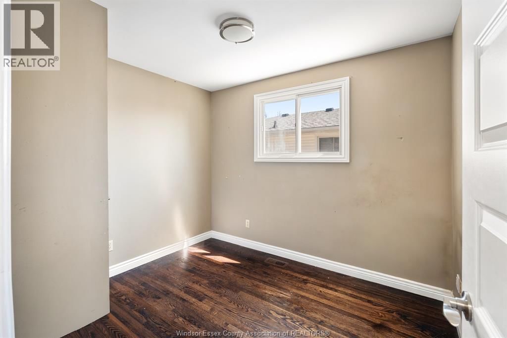 2707 ALEXIS ROAD Image 20